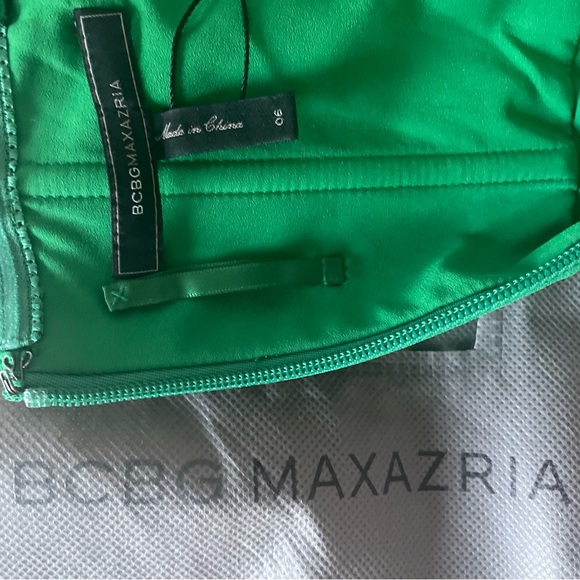 Evening Gown - Picture 11 of 12